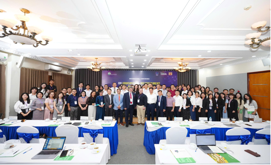 HUIT tham gia và báo cáo tại Hội thảo Quốc tế về Đo lường và Đánh giá trong Giáo dục (VietAME 2026)
