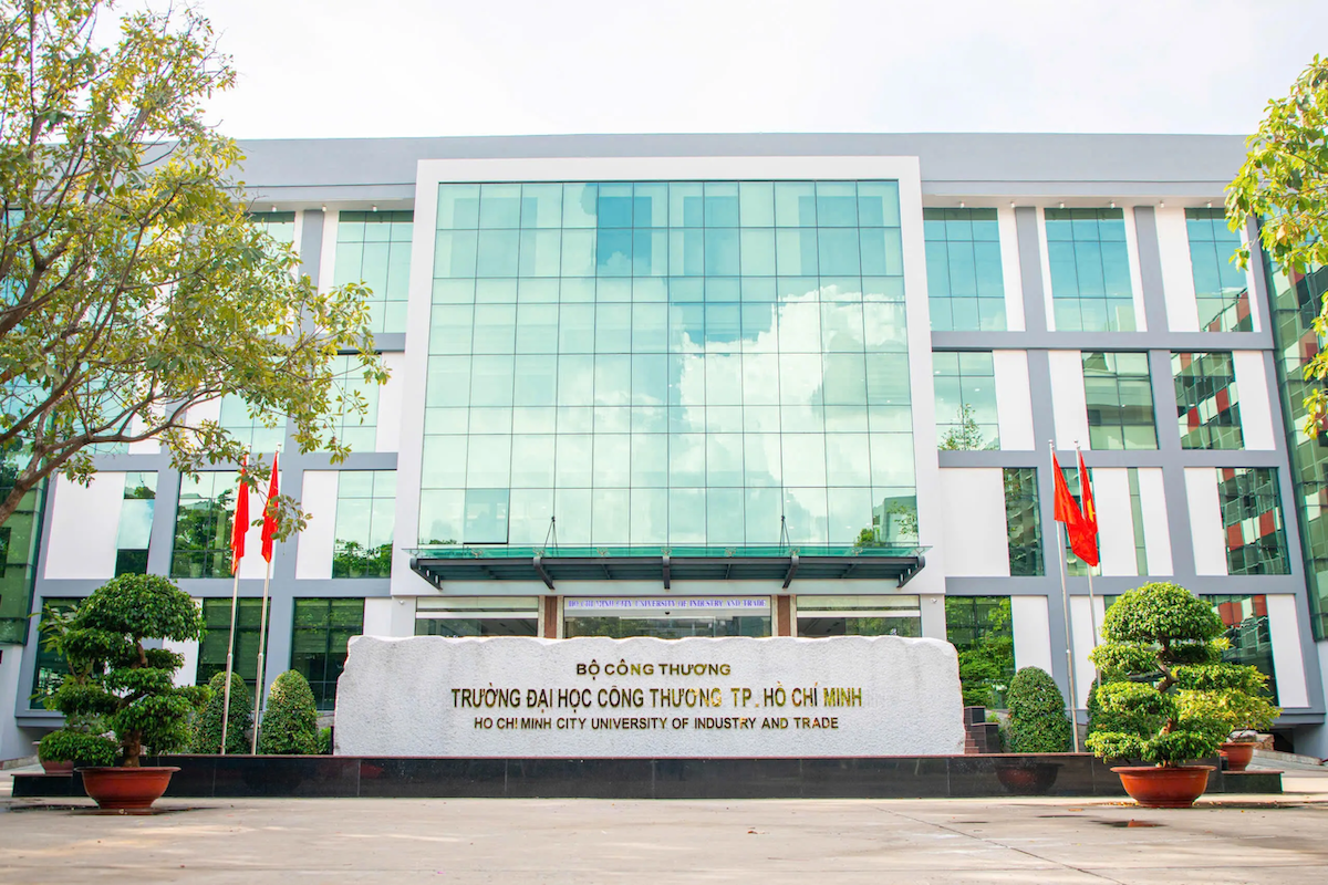 HUIT trở thành trường đại học có diện tích đất lớn nhất cả nước