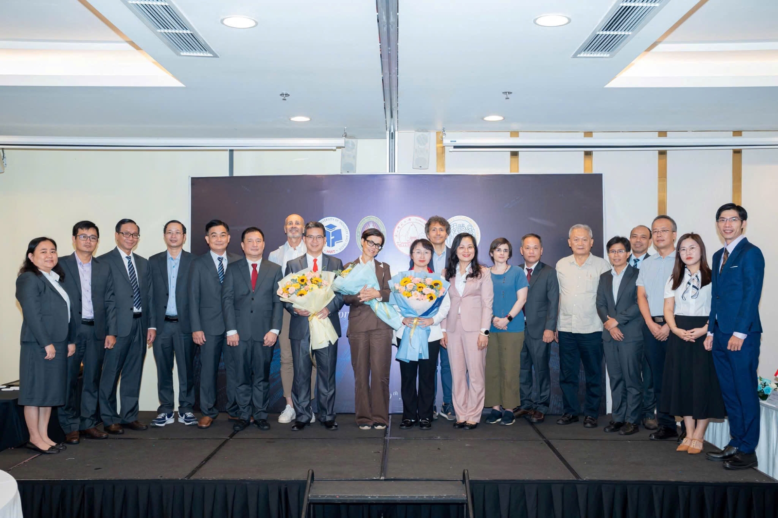 HUIT – Chất lượng đào tạo vươn ra tầm khu vực và thế giới.