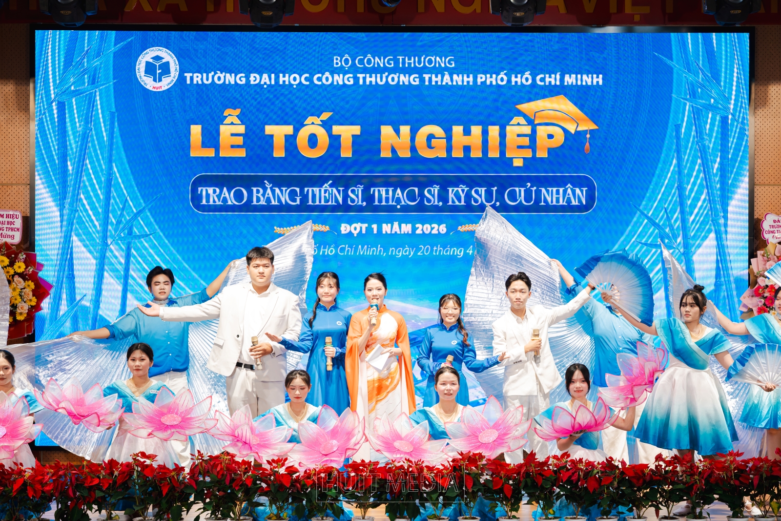 HUIT tổ chức Lễ tốt nghiệp và trao bằng đợt 1 năm 2026 cho hơn 3.000 tân tiến sĩ, thạc sĩ, kỹ sư, cử nhân