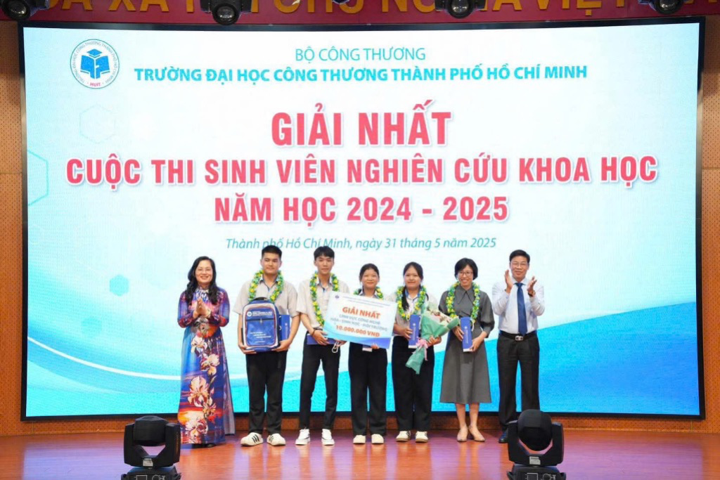 HUIT Sức trẻ vươn xa