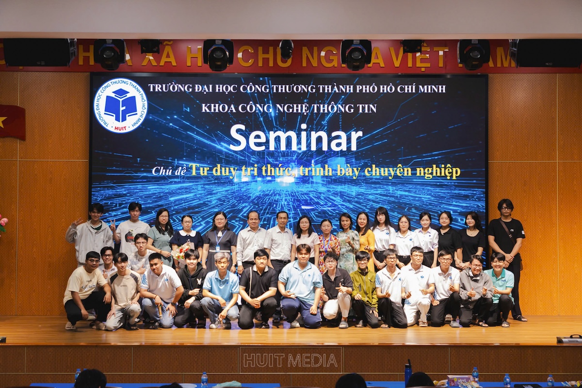 Khoa Công nghệ thông tin tổ chức Seminar học thuật sinh viên lần thứ 3 năm học 2025–2026 với chủ đề “Tư duy tri thức, trình bày chuyên nghiệp”