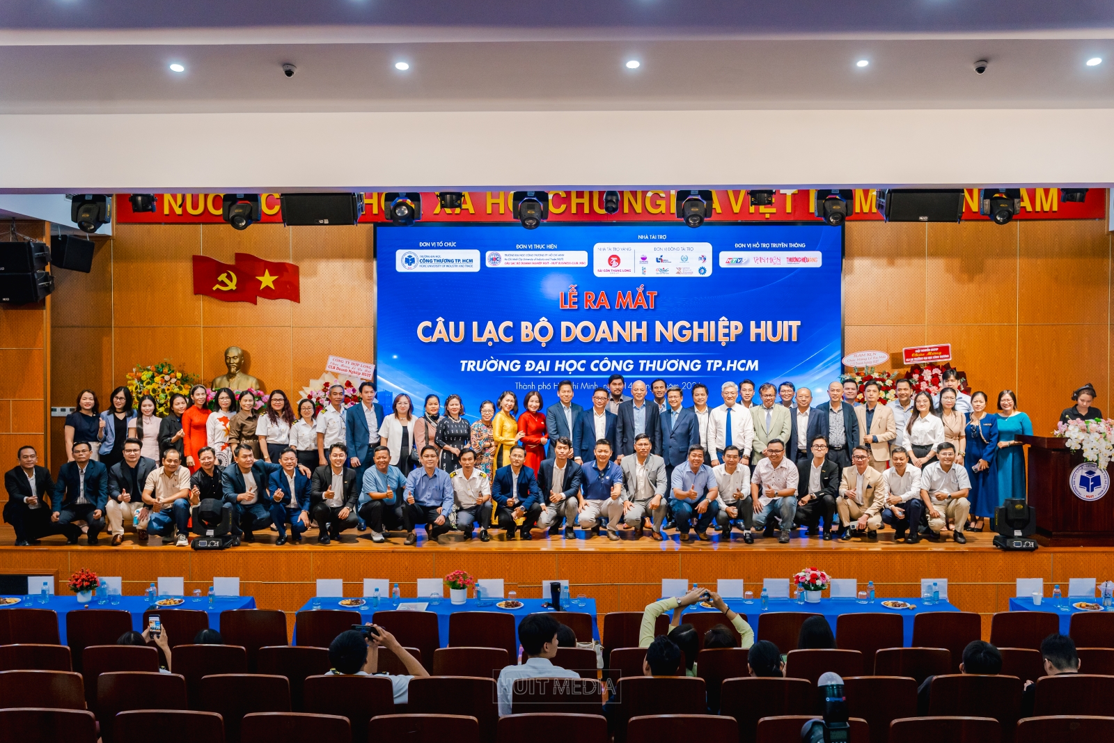 Lễ ra mắt câu lạc bộ doanh nghiệp HUIT và kết nạp hội viên mới