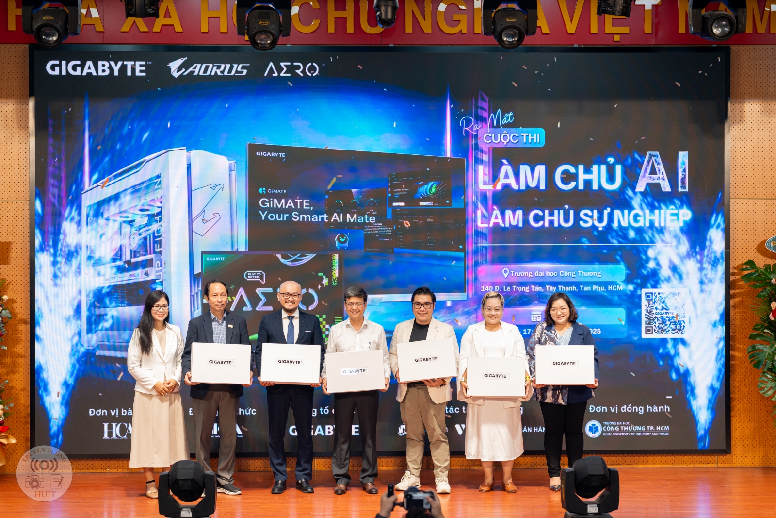 Hội thảo và Kick-off cuộc thi làm chủ AI, làm chủ sự nghiệp dành cho sinh viên