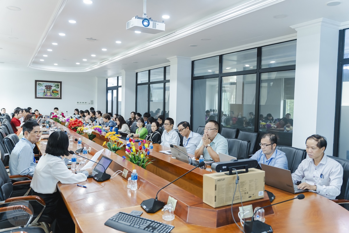 Trường Đại học Công Thương TP. HCM tham gia hội thảo trực tuyến Ứng dụng AI trong thiết kế chương trình đào tạo và phát triển môn học