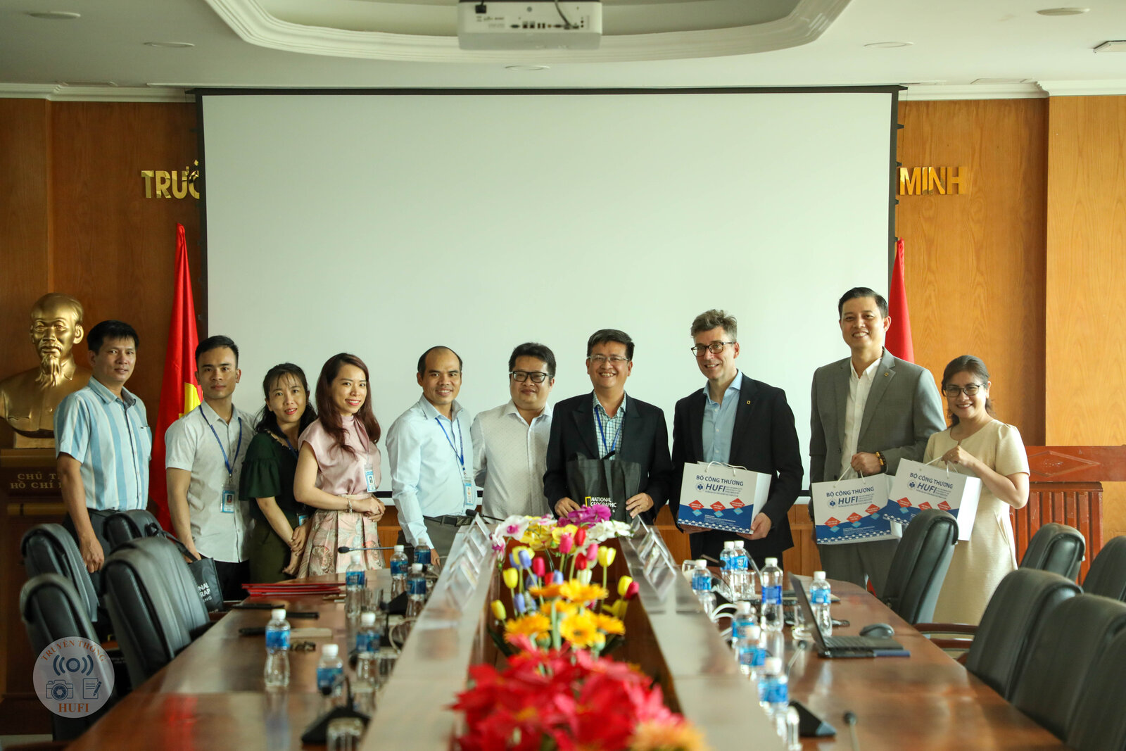 Trường Đại học Công nghiệp Thực phẩm Thành phố Hồ Chí Minh ký kết thỏa thuận hợp tác với National Geographic Learning