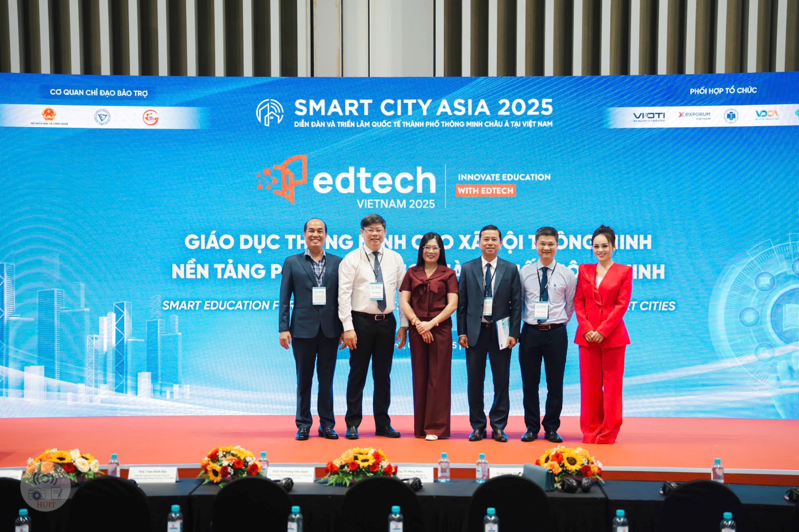 Hội thảo chuyên đề “Giáo dục thông minh cho xã hội thông minh: Nền tảng phát triển cho thành phố thông minh”