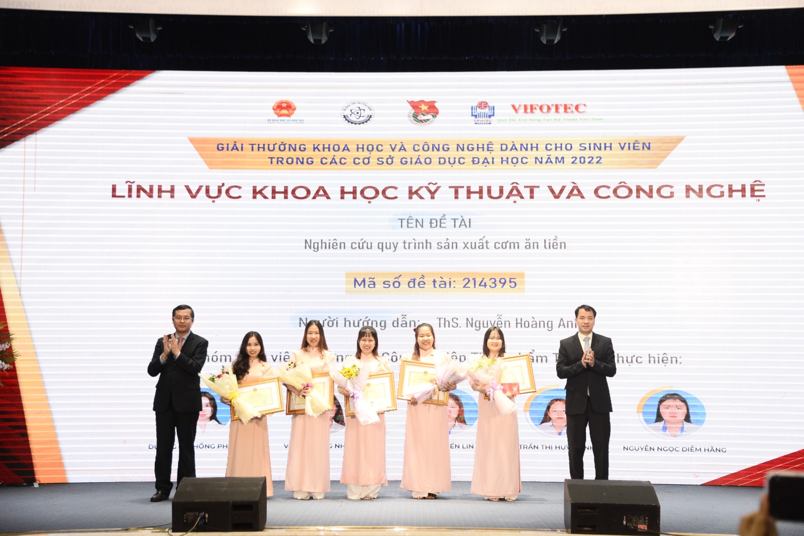 Trường ĐH Công nghiệp Thực phẩm TPHCM đạt giải Nhất tại Giải thưởng khoa học và công nghệ dành cho sinh viên năm 2022