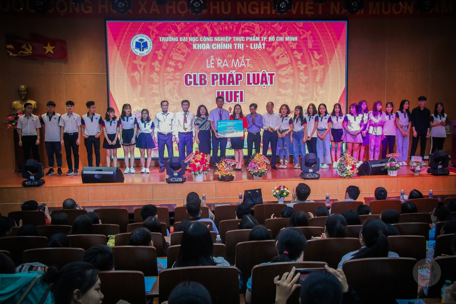 Ngành Luật kinh tế