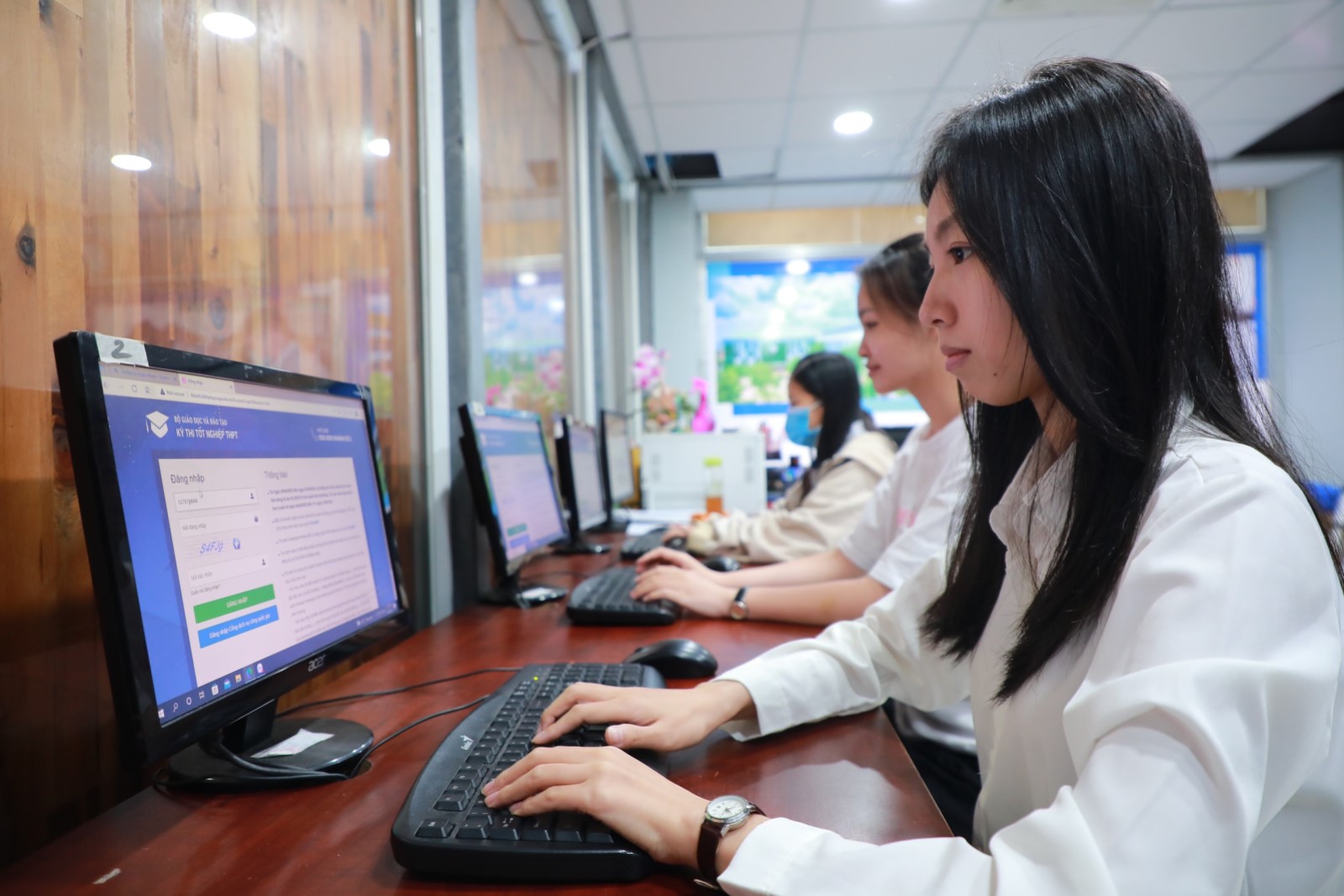 Điểm chuẩn 2023 phương thức xét tuyển điểm thi tốt nghiệp THPT của ĐH Công Thương TPHCM ra sao?